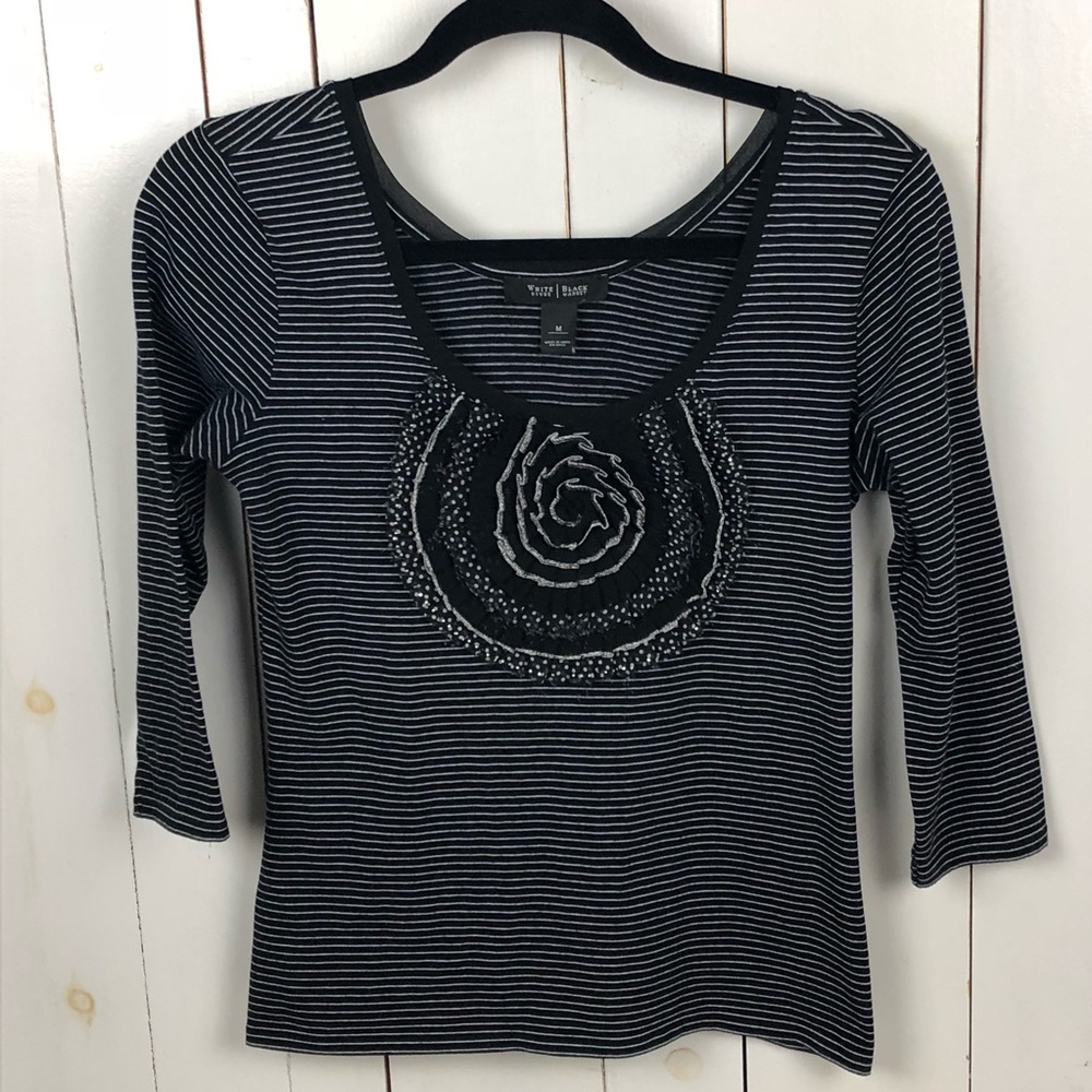 White House Black Market Black with White Top M